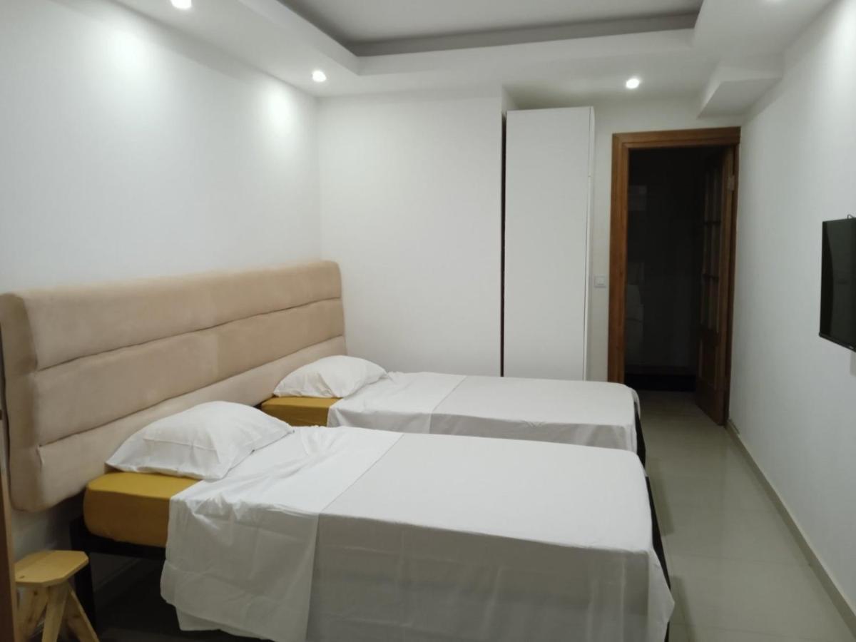 Pull Up Hostel Praia Bagian luar foto