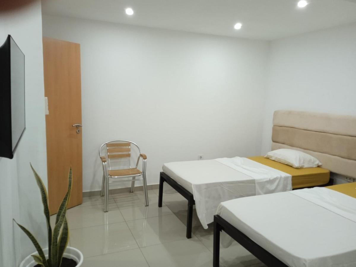 Pull Up Hostel Praia Bagian luar foto